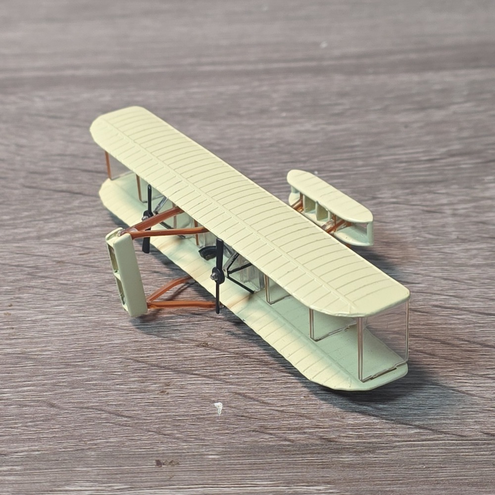 Corgi‎ 1903 Wright Flyer Diecast Model Airplane First Flight Biplane Cream